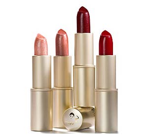 After Valentine’s Day Giveaway: Red Lipsticks by Senna Cosmetics